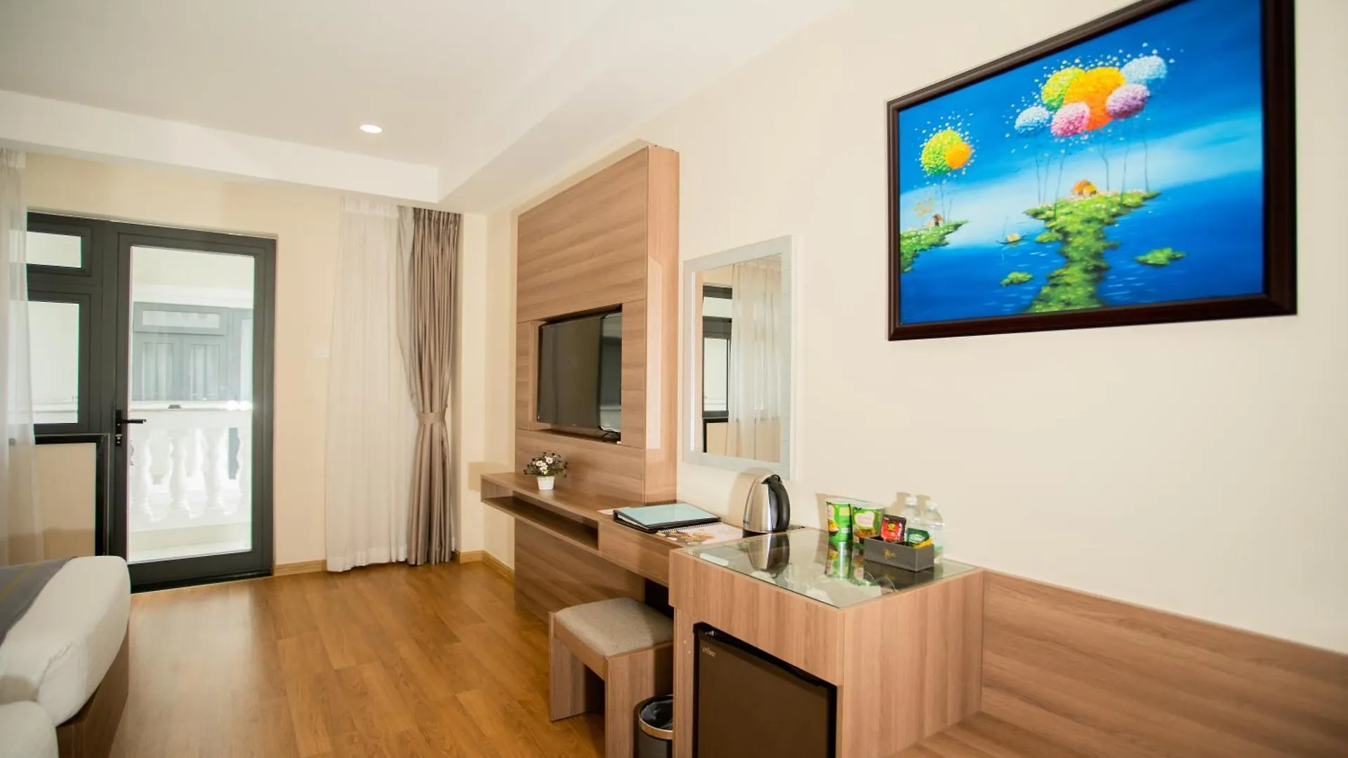 ***** Semesteranläggning (resort) Orbit Hotel Nha Trang Vietnam