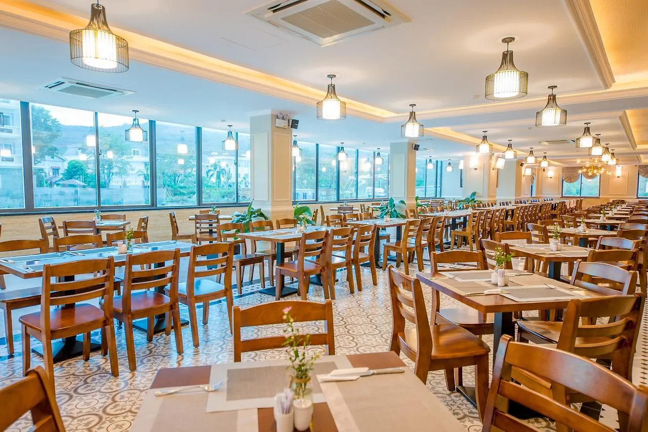 Semesteranläggning (resort) Orbit Hotel Nha Trang