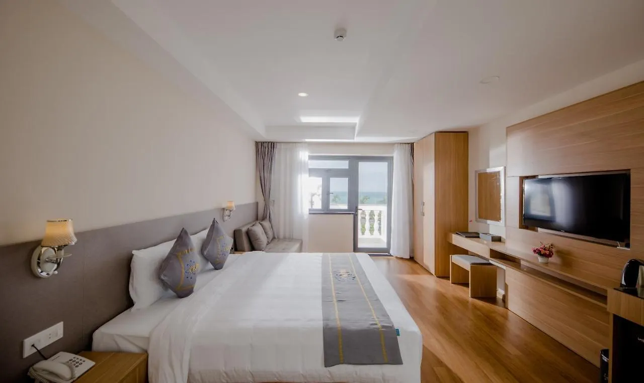 Orbit Hotel Nha Trang 5*,